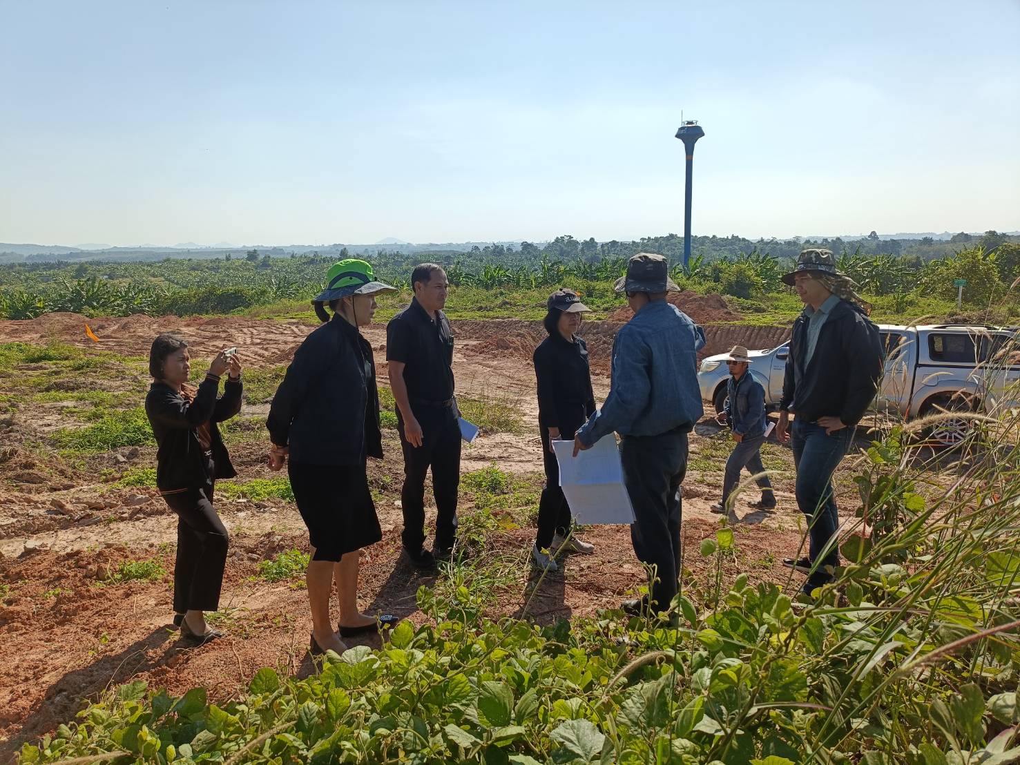 title - ปทจ.กระบี่ พร้อมเจ้าหน้าที่ที่เกี่ยวข้องลงพื้นที่ติดตามความก้าวหน้าการดำเนินงานโครงสร้างพื้นฐานในพื้นที่ คทช.แปลงตำบลกระบี่น้อย